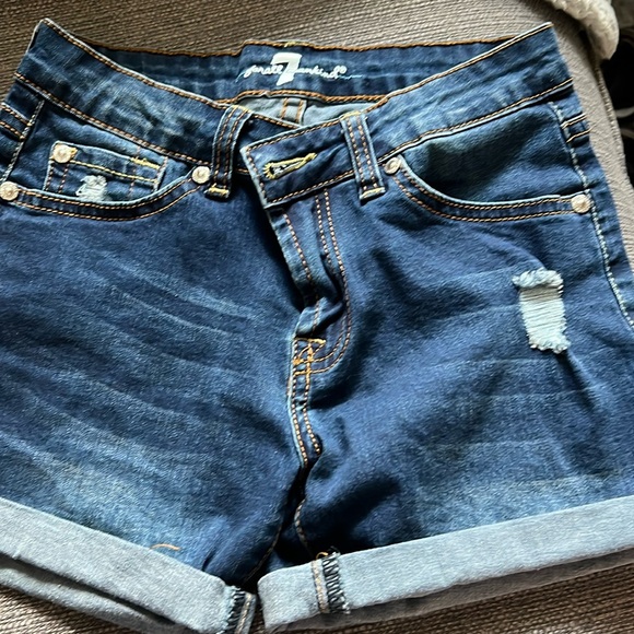 7 For All Mankind Distressed Shorts Size Girls 10 - Picture 1 of 6